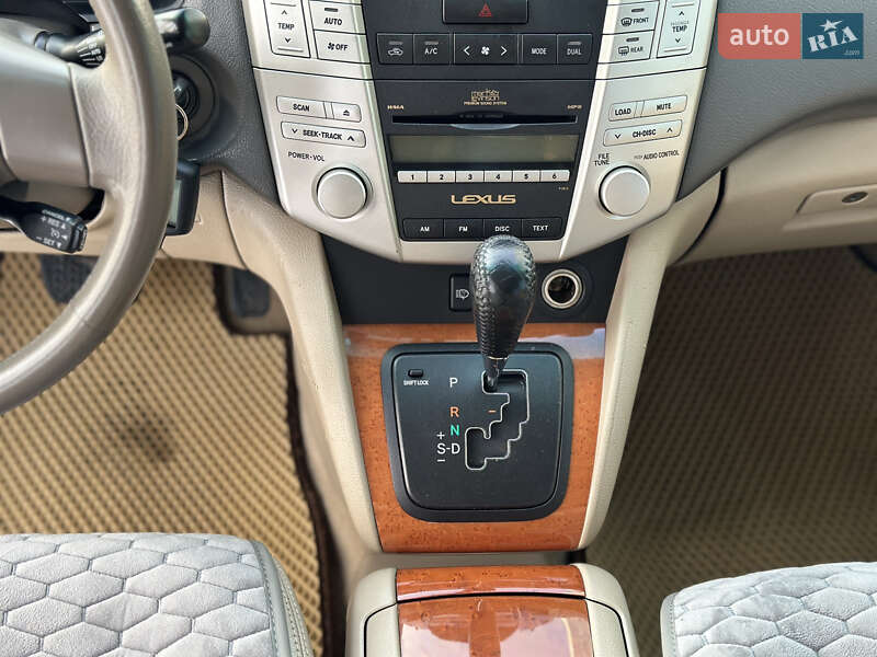 Внедорожник / Кроссовер Lexus RX 2006 в Киеве