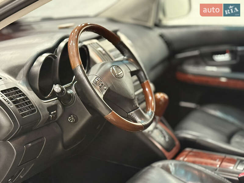 Внедорожник / Кроссовер Lexus RX 2005 в Одессе
