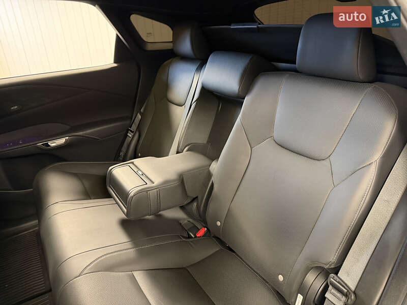 Внедорожник / Кроссовер Lexus RX 2023 в Киеве