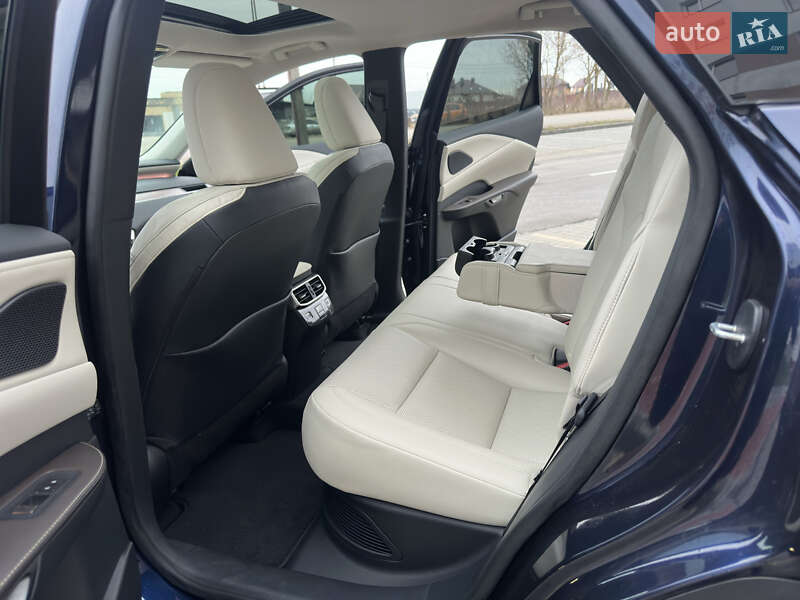 Внедорожник / Кроссовер Lexus RX 2025 в Виннице
