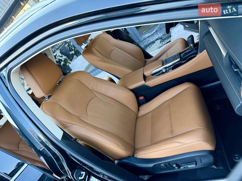 Внедорожник / Кроссовер Lexus RX 2021 в Киеве