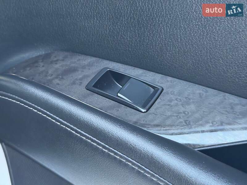 Позашляховик / Кросовер Lexus RX 2013 в Києві