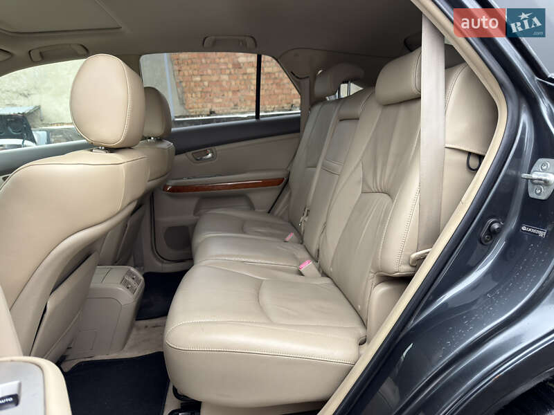 Внедорожник / Кроссовер Lexus RX 2005 в Черновцах
