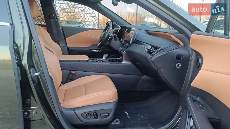 Позашляховик / Кросовер Lexus RX 2023 в Києві