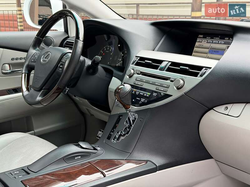 Внедорожник / Кроссовер Lexus RX 2010 в Одессе