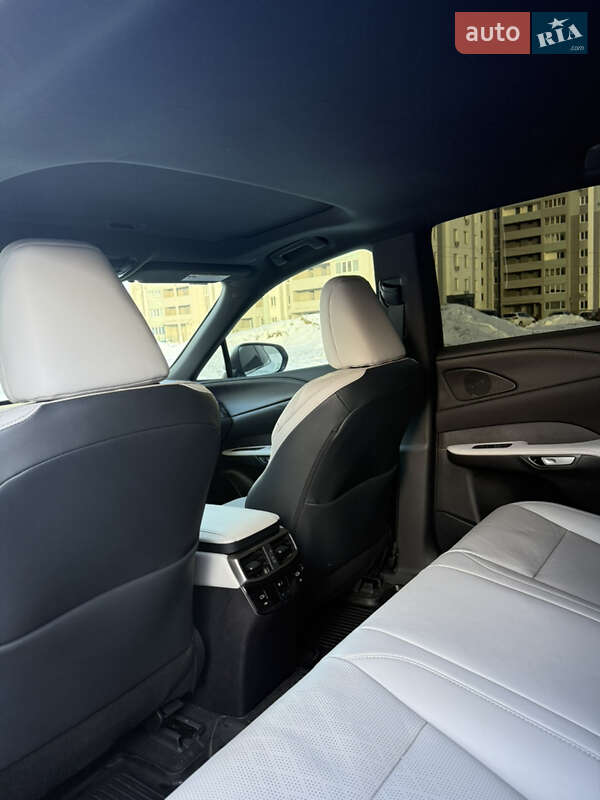 Позашляховик / Кросовер Lexus RX 2025 в Харкові фото 21 Позашляховик / Кросовер Lexus RX 2025 в Харкові