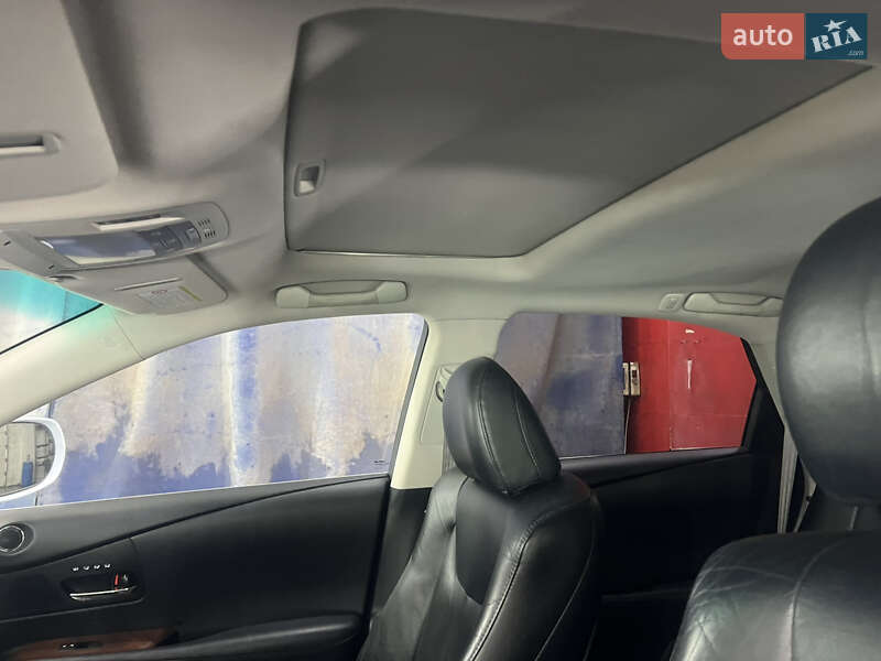 Внедорожник / Кроссовер Lexus RX 2010 в Харькове