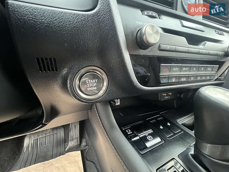 Позашляховик / Кросовер Lexus RX 2021 в Києві