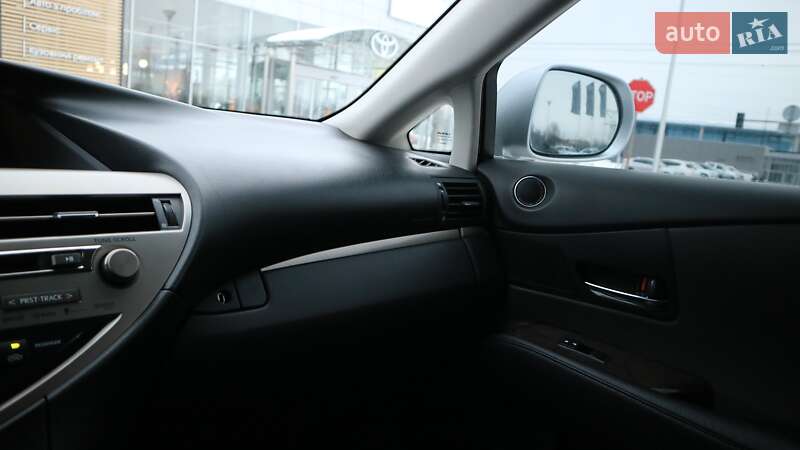 Внедорожник / Кроссовер Lexus RX 2015 в Киеве фото 16 Внедорожник / Кроссовер Lexus RX 2015 в Киеве