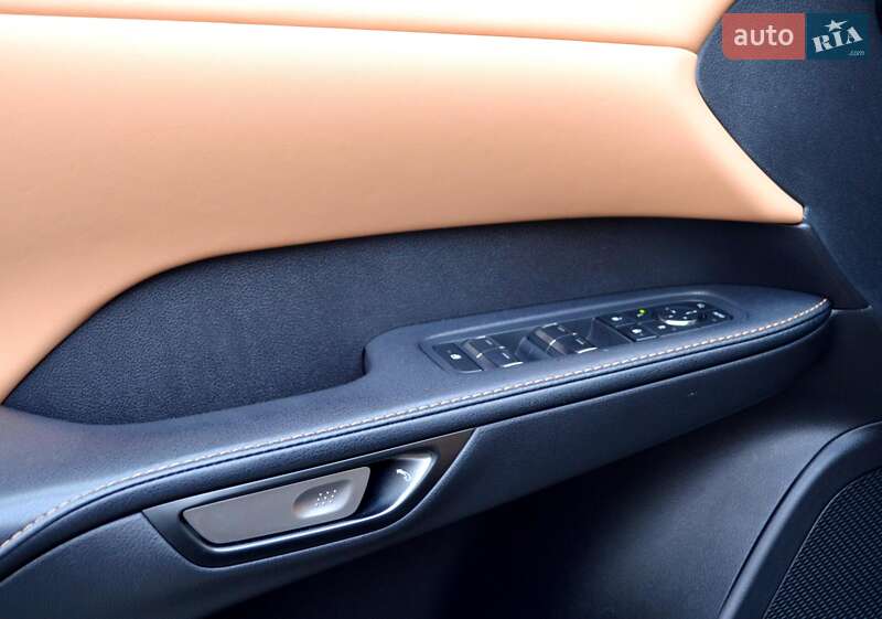 Позашляховик / Кросовер Lexus RX 2023 в Одесі фото 16 Позашляховик / Кросовер Lexus RX 2023 в Одесі
