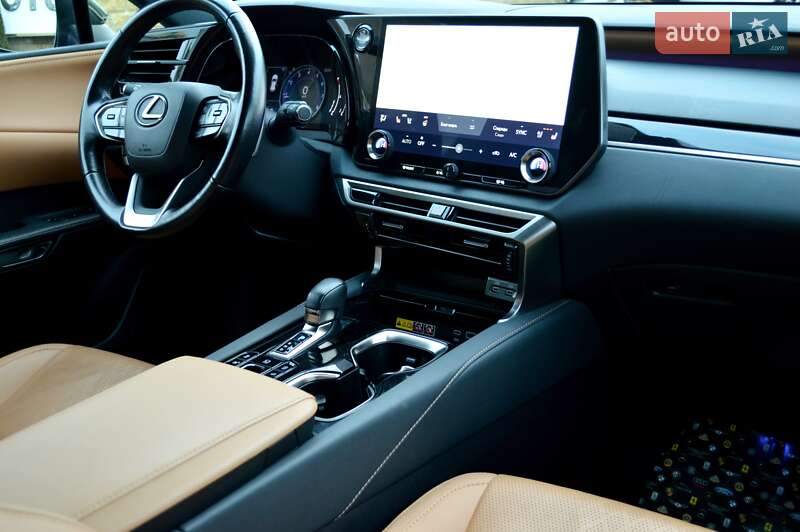 Позашляховик / Кросовер Lexus RX 2023 в Одесі фото 41 Позашляховик / Кросовер Lexus RX 2023 в Одесі