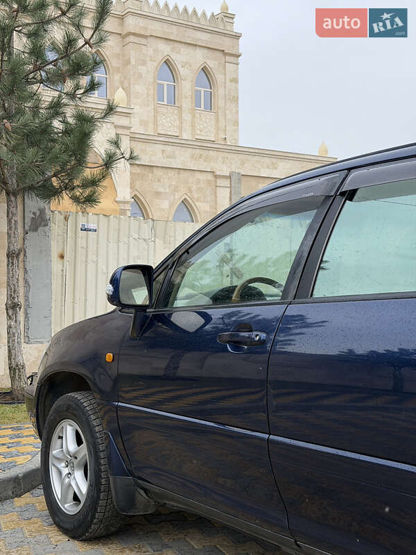 Позашляховик / Кросовер Lexus RX 2000 в Одесі