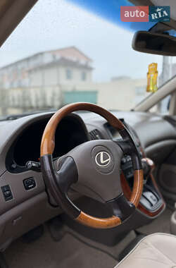 Внедорожник / Кроссовер Lexus RX 2000 в Одессе