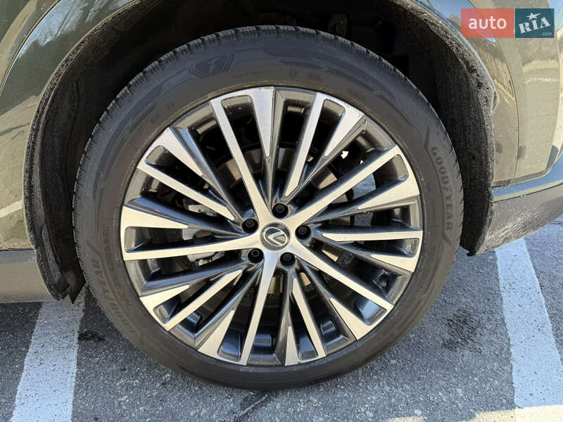 Внедорожник / Кроссовер Lexus RX 2024 в Днепре