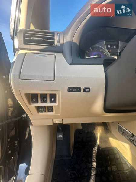 Внедорожник / Кроссовер Lexus RX 2011 в Киеве