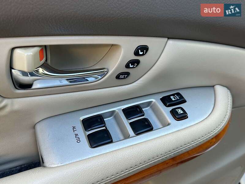 Позашляховик / Кросовер Lexus RX 2005 в Одесі