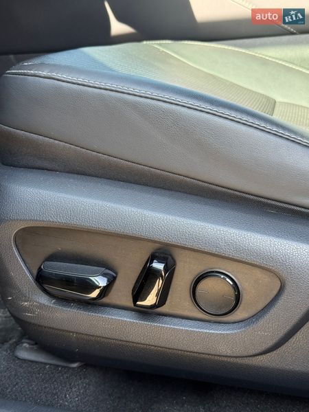 Позашляховик / Кросовер Lexus RX 2023 в Львові