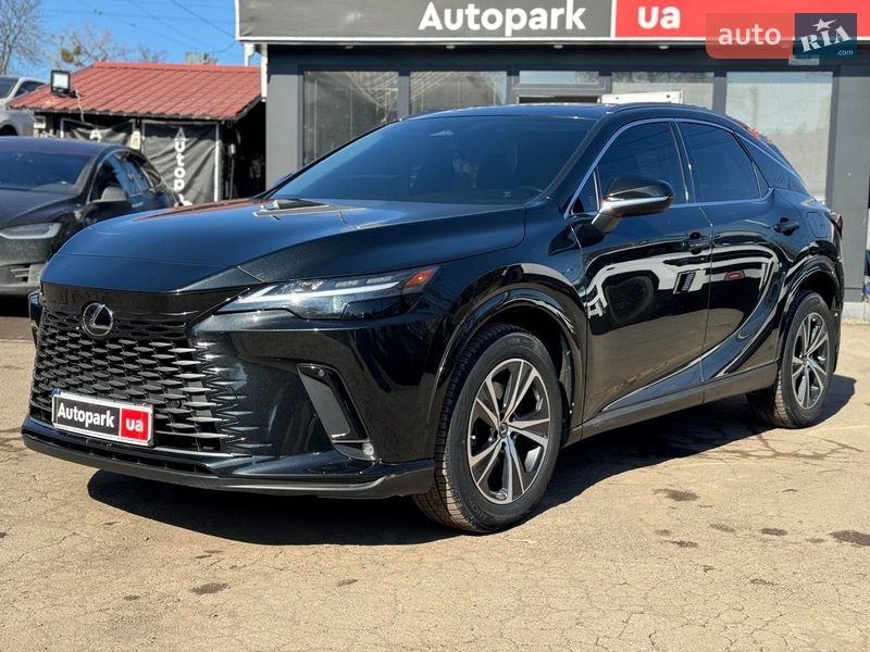 Lexus RX 2023