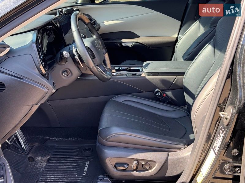 Позашляховик / Кросовер Lexus RX 2023 в Вінниці
