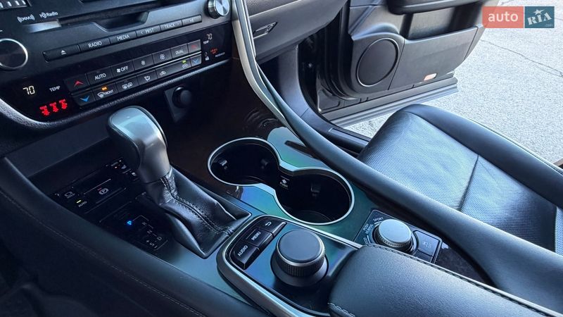 Позашляховик / Кросовер Lexus RX 2019 в Дніпрі