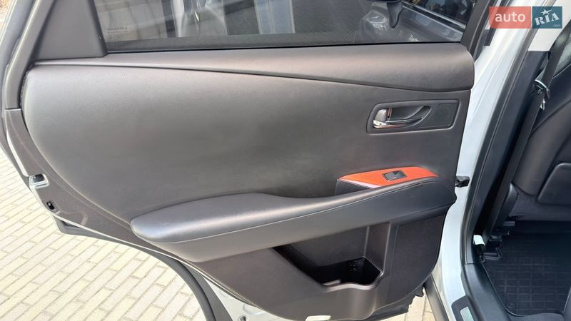 Позашляховик / Кросовер Lexus RX 2010 в Києві