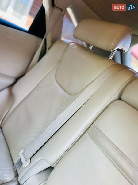 Внедорожник / Кроссовер Lexus RX 2010 в Солотвине