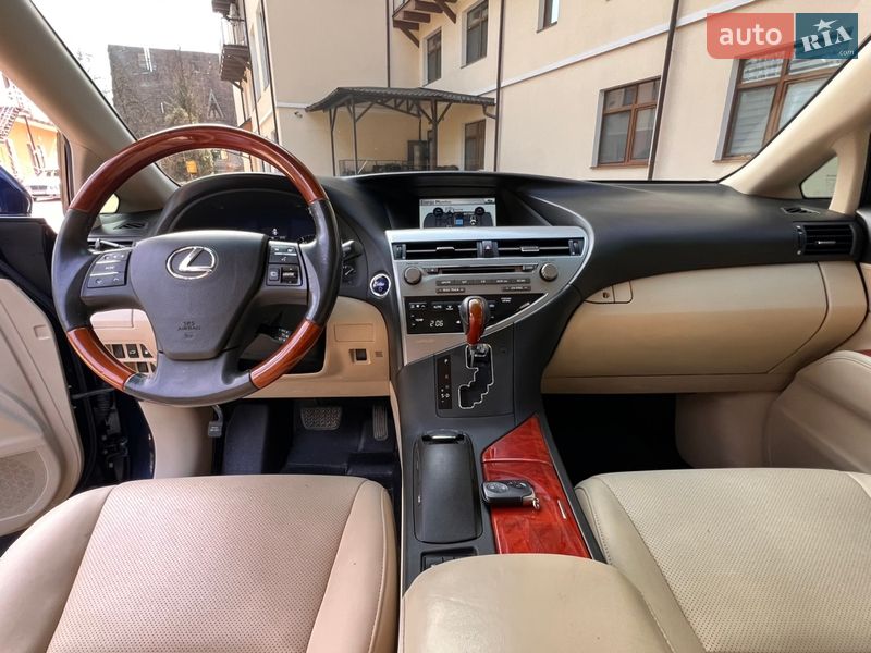 Позашляховик / Кросовер Lexus RX 2010 в Трускавці