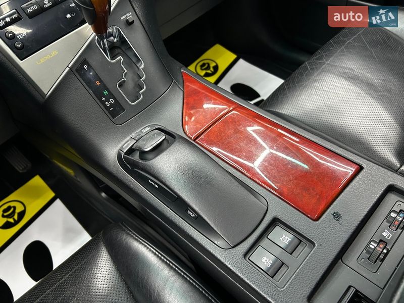 Внедорожник / Кроссовер Lexus RX 2011 в Черновцах