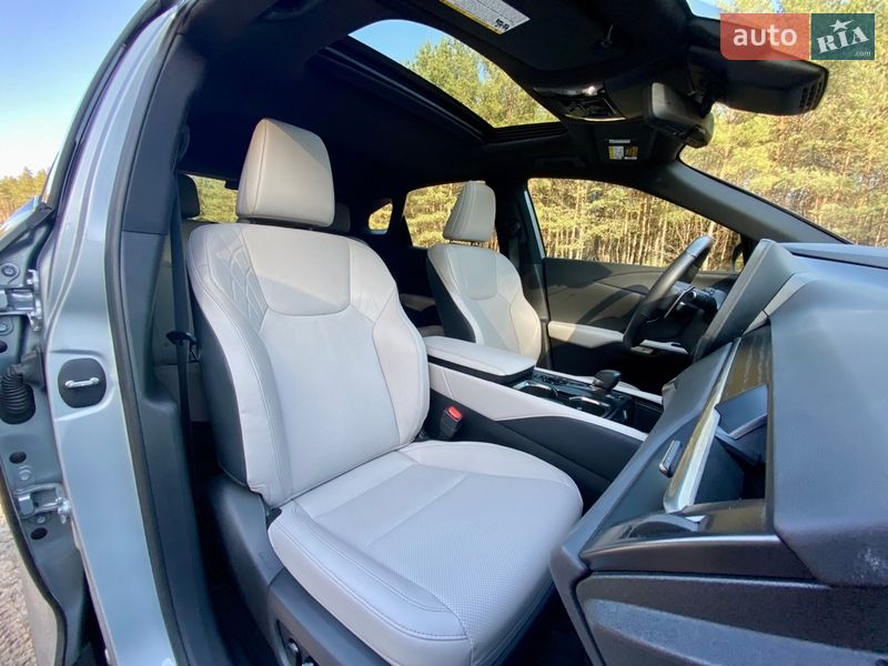 Внедорожник / Кроссовер Lexus RX 2023 в Харькове