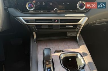 Внедорожник / Кроссовер Lexus RX 2023 в Ужгороде