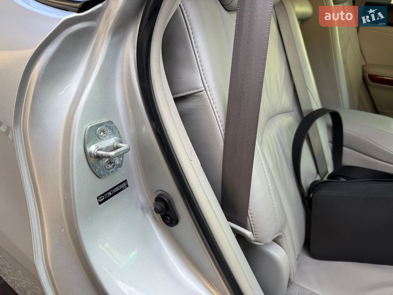 Позашляховик / Кросовер Lexus RX 2007 в Києві