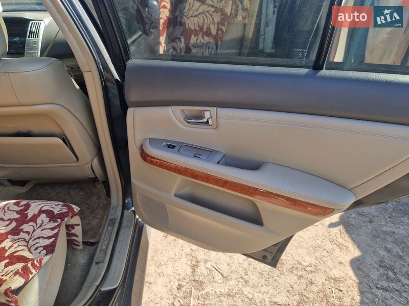Внедорожник / Кроссовер Lexus RX 2007 в Лугинах