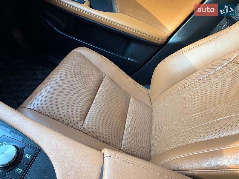 Позашляховик / Кросовер Lexus RX 2020 в Дніпрі фото 41 Позашляховик / Кросовер Lexus RX 2020 в Дніпрі