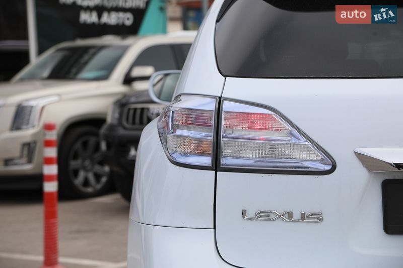 Внедорожник / Кроссовер Lexus RX 2010 в Харькове