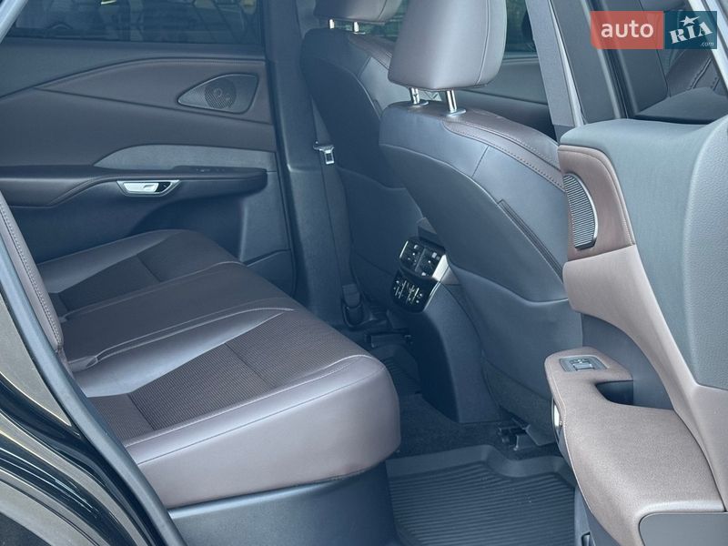 Внедорожник / Кроссовер Lexus RX 2023 в Киеве