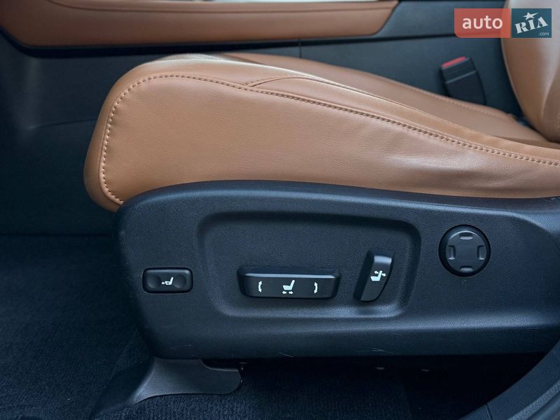 Позашляховик / Кросовер Lexus RX 2020 в Києві