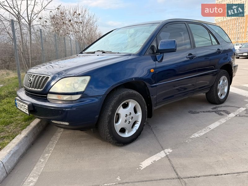Внедорожник / Кроссовер Lexus RX 2003 в Одессе