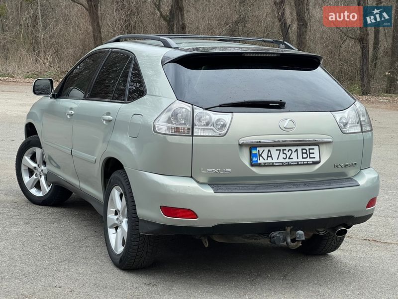 Внедорожник / Кроссовер Lexus RX 2004 в Городище