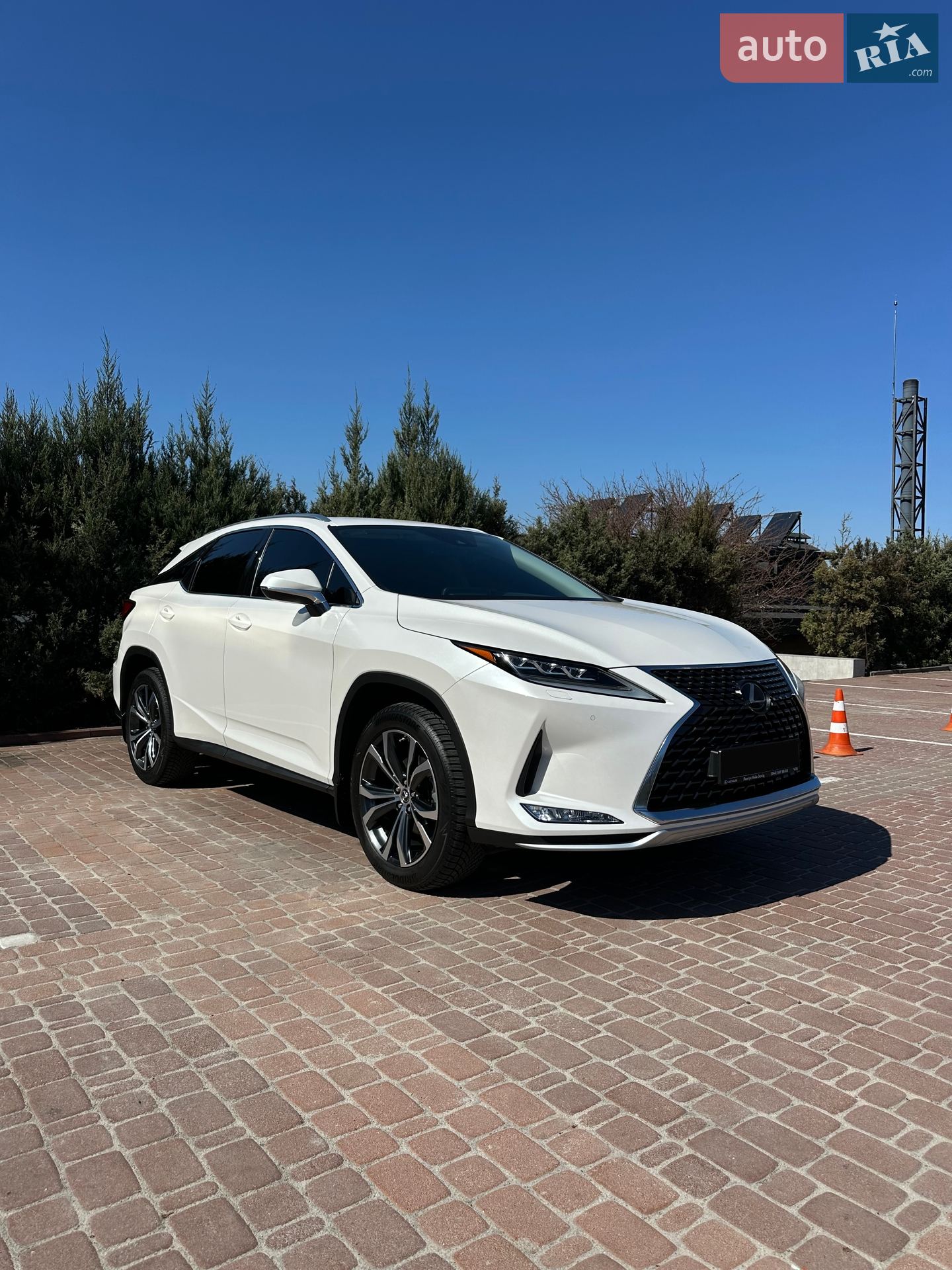 2022 Lexus RX - фото 1