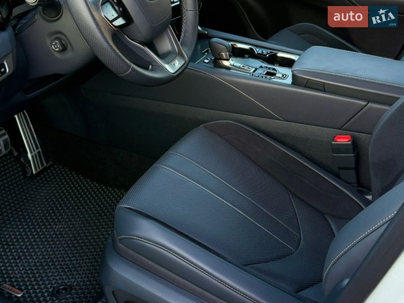 Позашляховик / Кросовер Lexus RX 2025 в Чернівцях фото 16 Позашляховик / Кросовер Lexus RX 2025 в Чернівцях