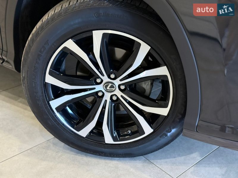 Внедорожник / Кроссовер Lexus RX 2018 в Одессе