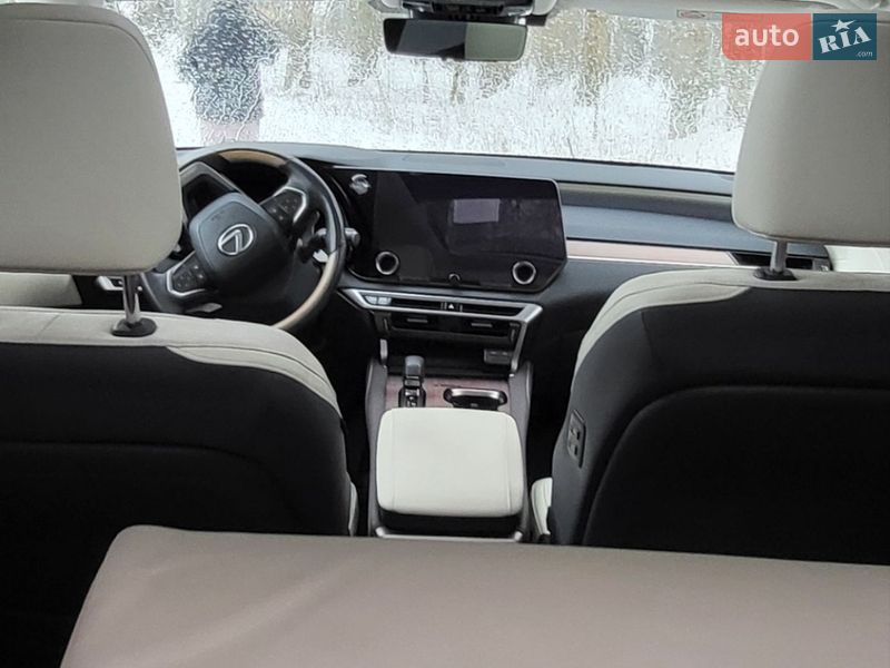 Позашляховик / Кросовер Lexus RX 2023 в Івано-Франківську