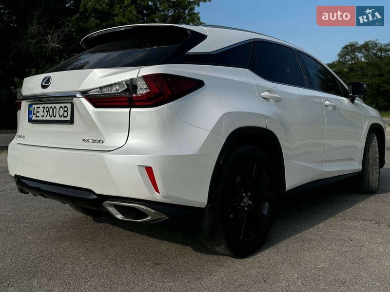 Внедорожник / Кроссовер Lexus RX 2018 в Тернополе