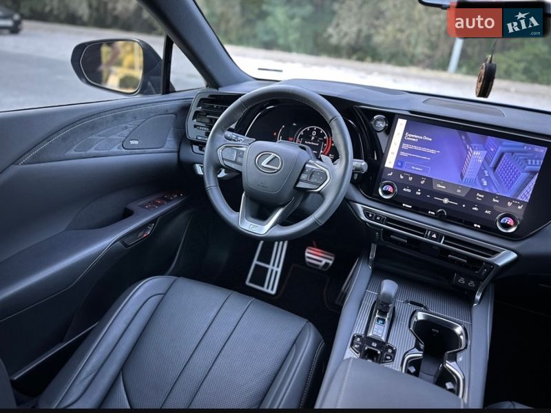 Внедорожник / Кроссовер Lexus RX 2023 в Днепре