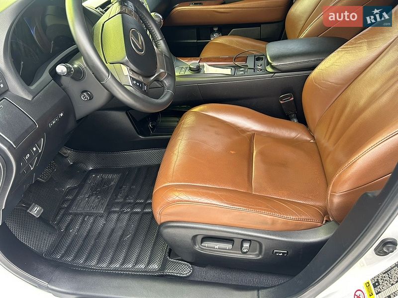 Внедорожник / Кроссовер Lexus RX 2014 в Коломые