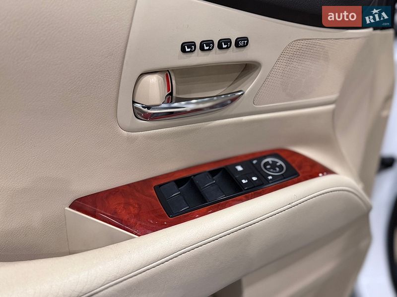 Внедорожник / Кроссовер Lexus RX 2011 в Одессе