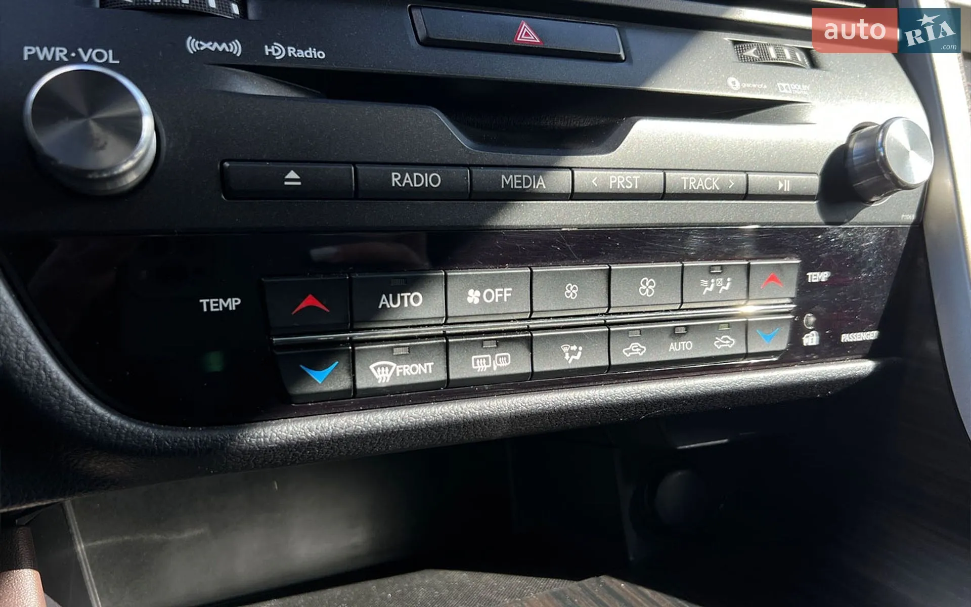2016 Lexus RX - мініатюра 21