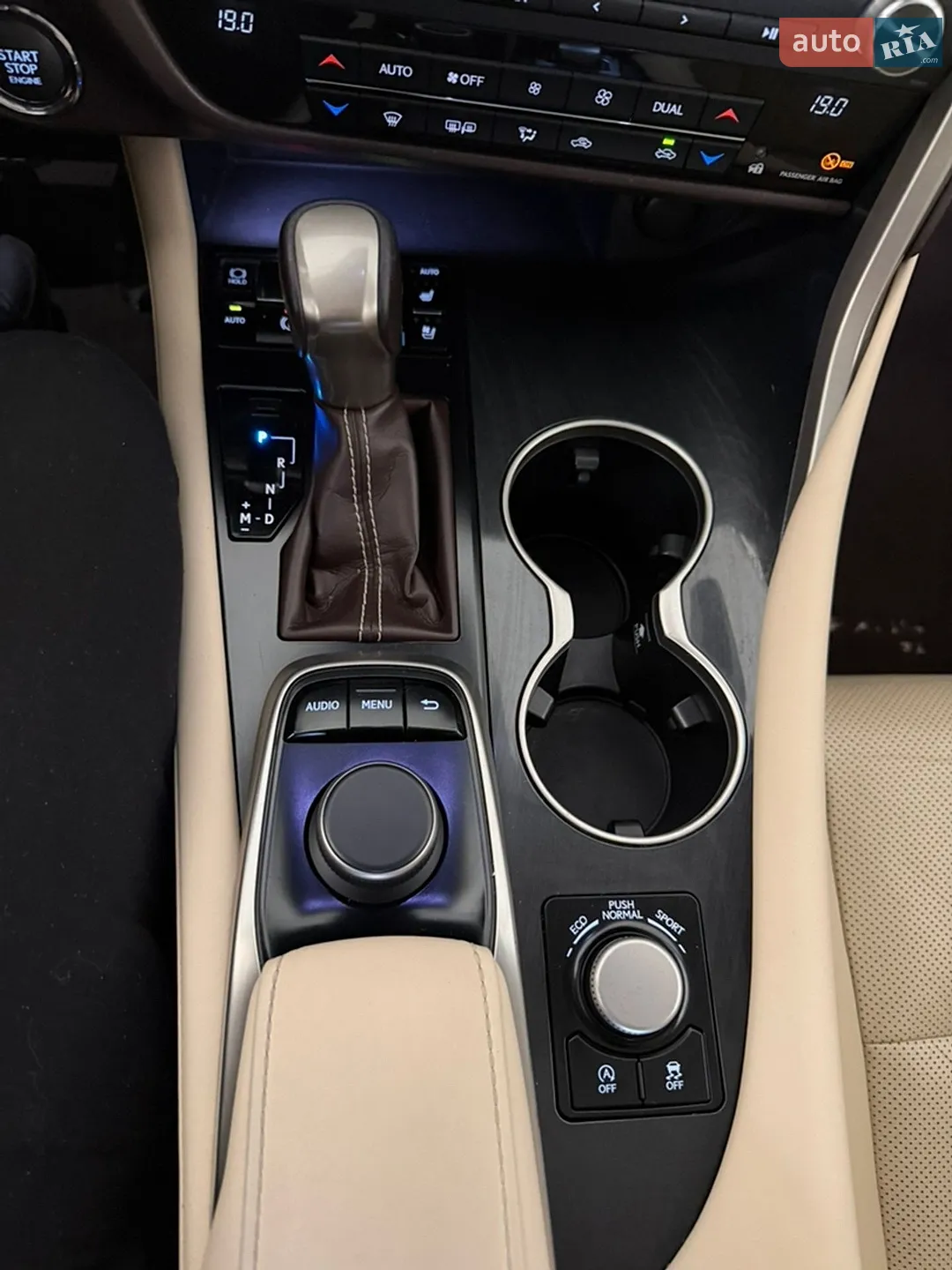 2018 Lexus RX - мініатюра 31