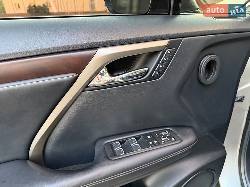 Внедорожник / Кроссовер Lexus RX 2020 в Киеве