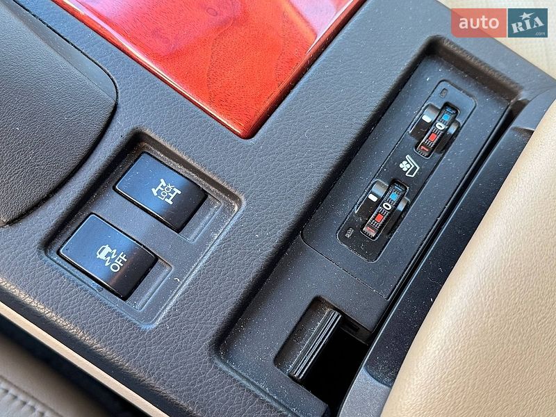 Позашляховик / Кросовер Lexus RX 2009 в Києві